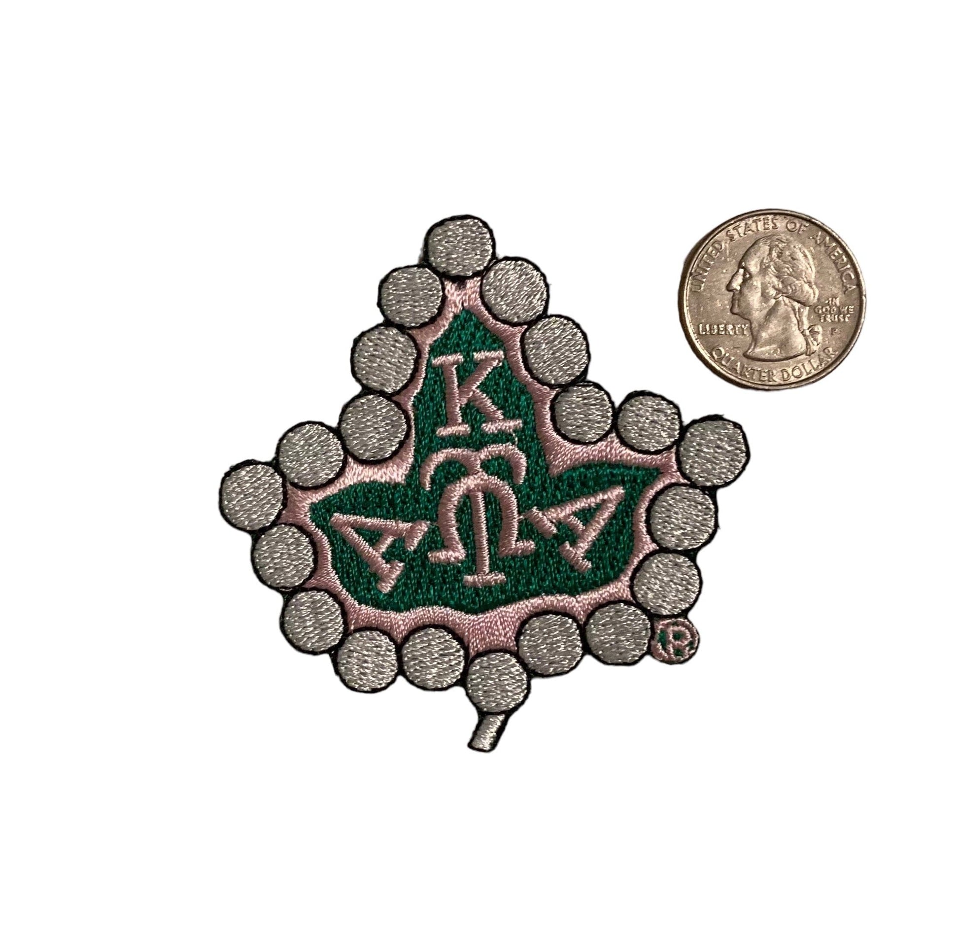 Pearl Ivy Lapel Pin - Small